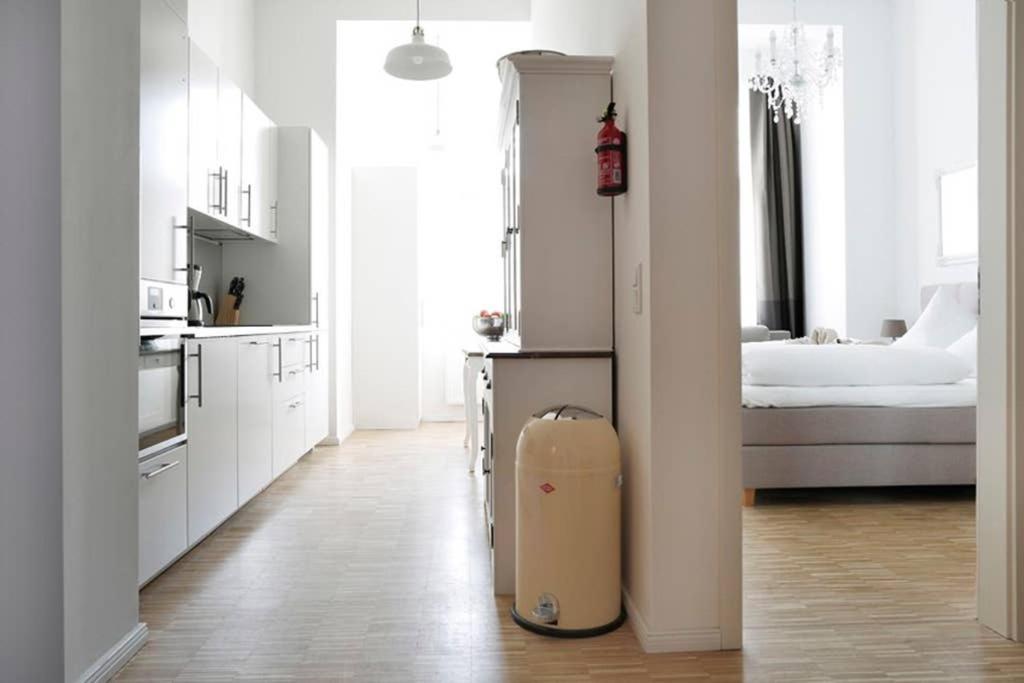 Sc 06 By Rockchair Apartments L Superhost Status L 4 Bedrooms Boxspringbeds 2 Bathrooms Balcony Elevator - Cozy Family & Business Flair Welcomes You! Βερολίνο Εξωτερικό φωτογραφία