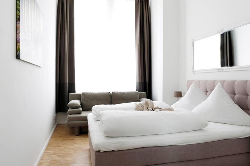 Sc 06 By Rockchair Apartments L Superhost Status L 4 Bedrooms Boxspringbeds 2 Bathrooms Balcony Elevator - Cozy Family & Business Flair Welcomes You! Βερολίνο Εξωτερικό φωτογραφία
