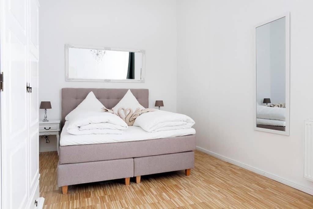 Sc 06 By Rockchair Apartments L Superhost Status L 4 Bedrooms Boxspringbeds 2 Bathrooms Balcony Elevator - Cozy Family & Business Flair Welcomes You! Βερολίνο Εξωτερικό φωτογραφία