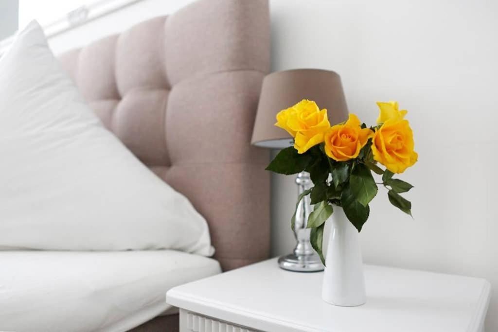 Sc 06 By Rockchair Apartments L Superhost Status L 4 Bedrooms Boxspringbeds 2 Bathrooms Balcony Elevator - Cozy Family & Business Flair Welcomes You! Βερολίνο Εξωτερικό φωτογραφία